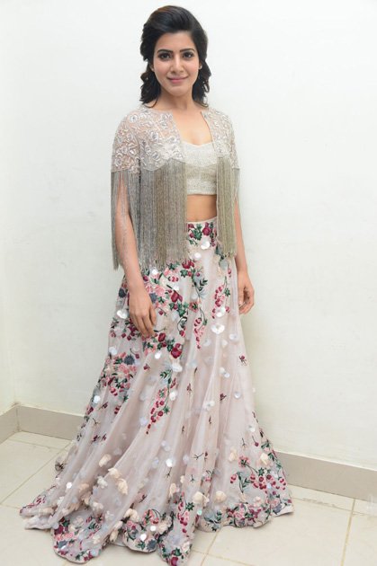 Samantha-at-A-Aa-Movie-Audio-Launch